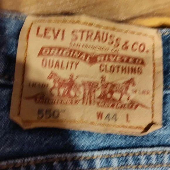 Levi's 550 relaxed Fit Shorts Sz 44 - Picture 3 of 6